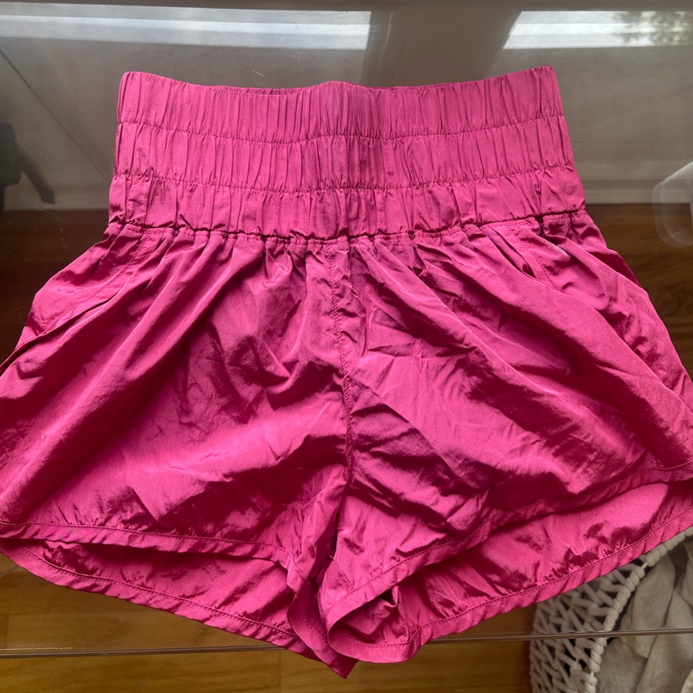 FP MOVEMENT SHORTS SIZE SMALL NWOT